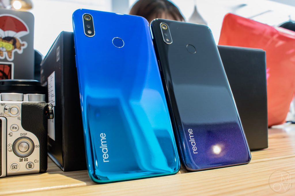 Realme 3-21