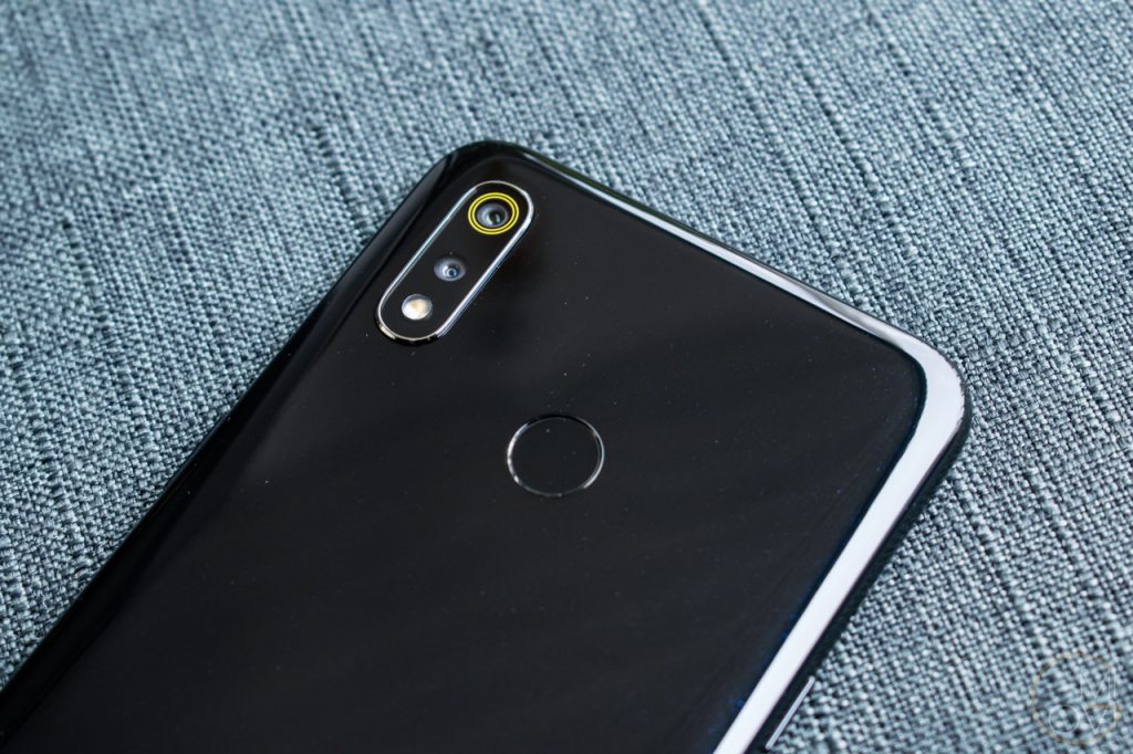 Realme 3-3
