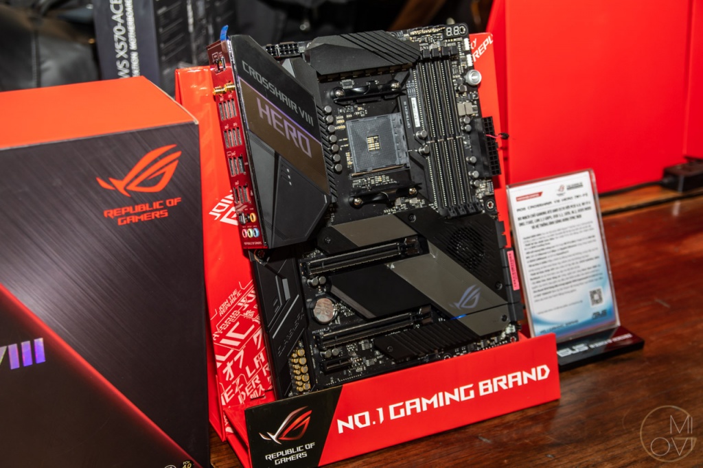 ASUS AMD X570 mainboard-7