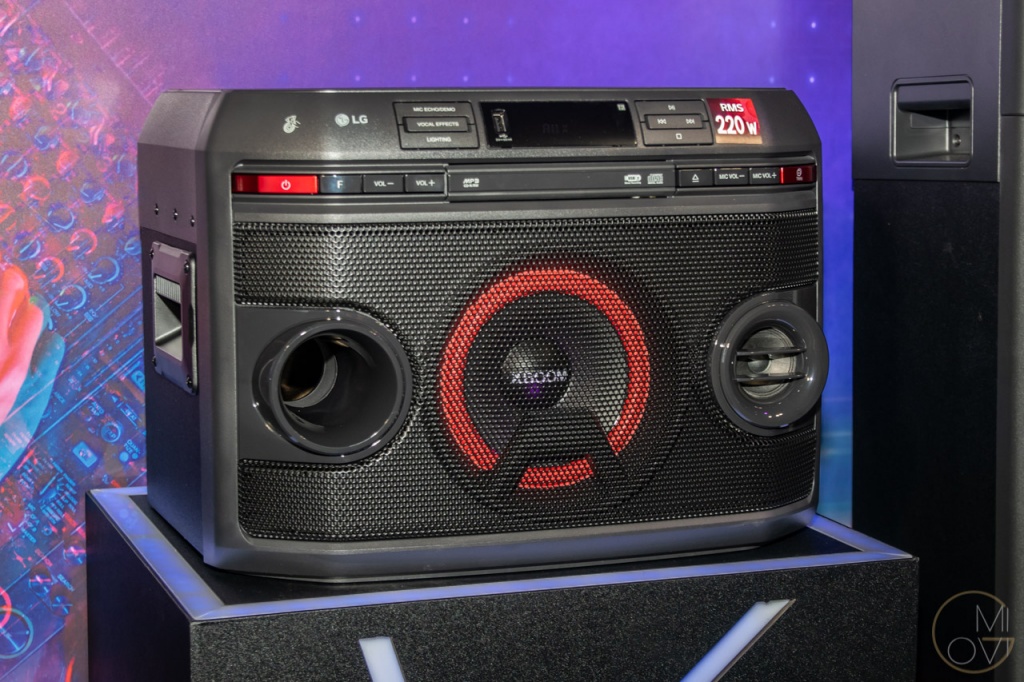 LG XBOOM-9