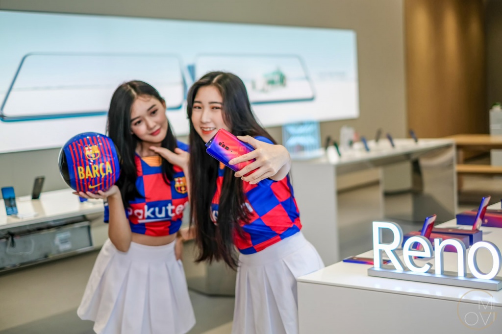 oppo-reno-10x-zoom-fc-barcelona-migovi-0325