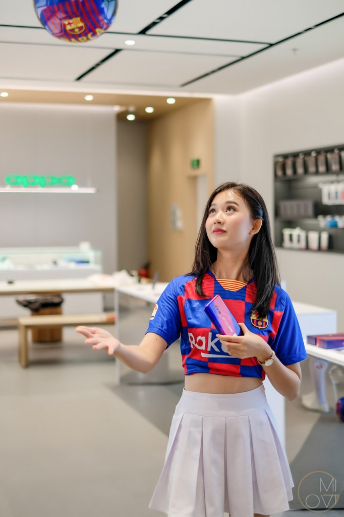 oppo-reno-10x-zoom-fc-barcelona-migovi-0345