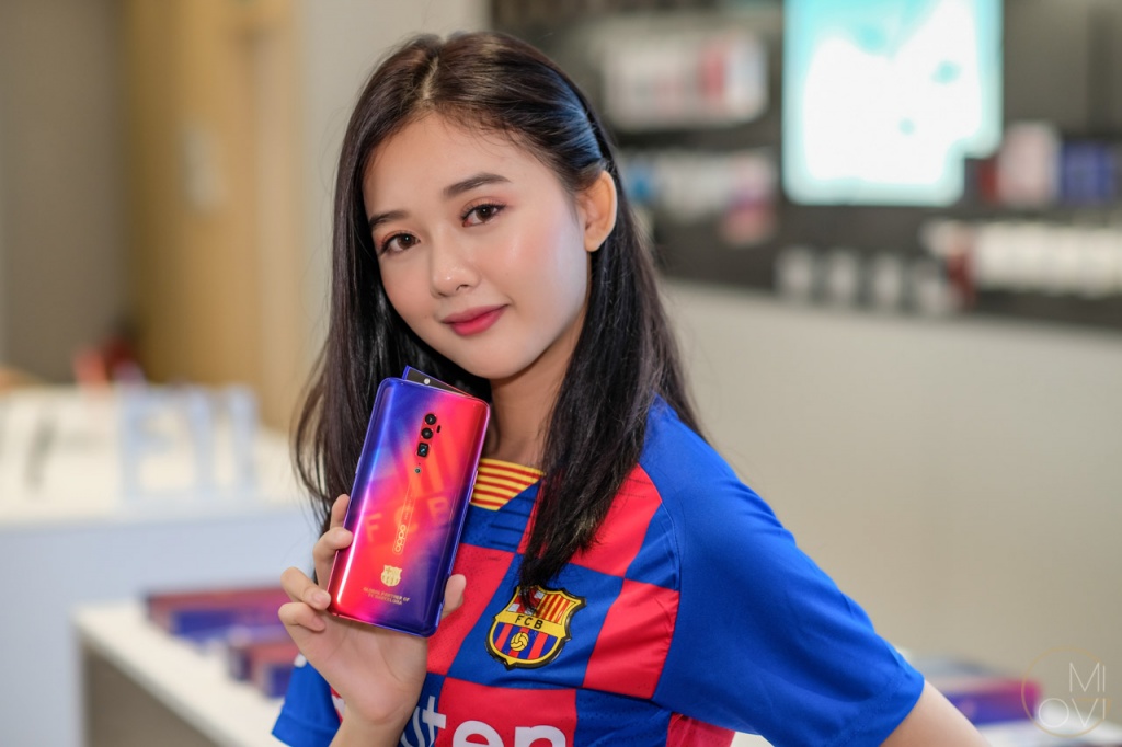 oppo-reno-10x-zoom-fc-barcelona-migovi--2