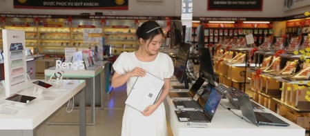 featured-fpt-shop-31-thi-phan-laptop-dell-hp-lenovo-migovi