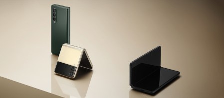 featured-samsung-galaxy-z-fold3-flip3-watch4-buds2-migovi