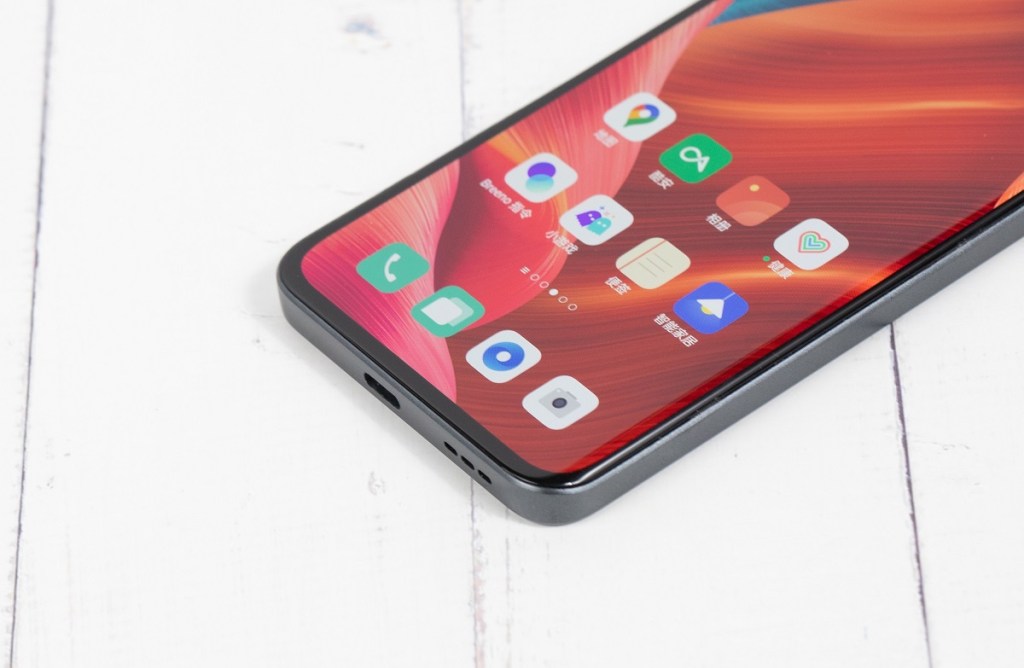 oppo-camera-duoi-man-hinh-selfie-migovi-4