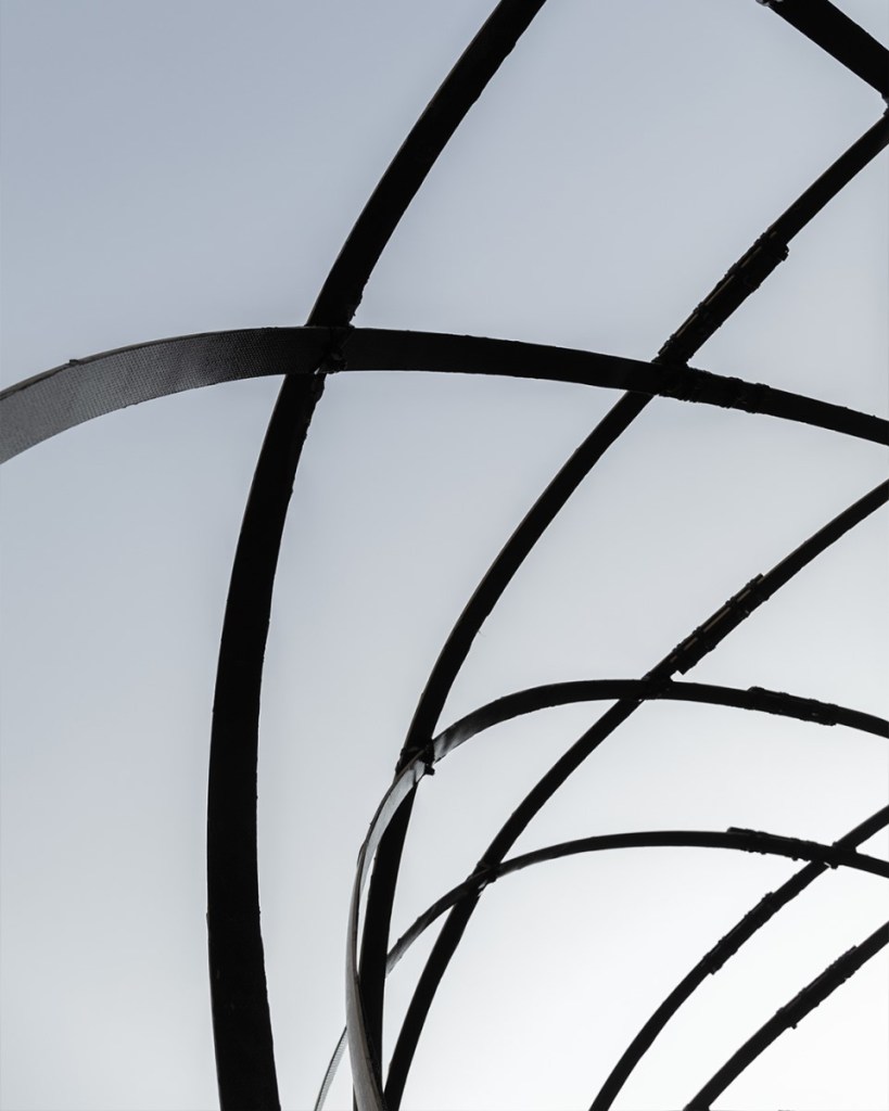 kengo-kuma-bamboo-ring-oppo-milan-design-week-2021-migovi-5