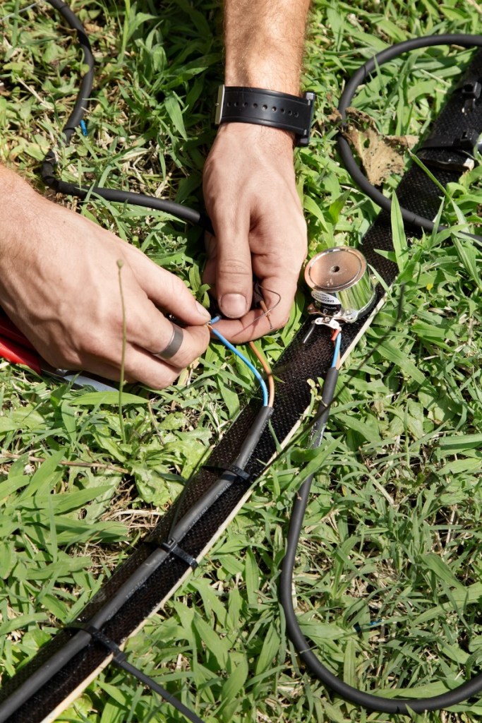 kengo-kuma-bamboo-ring-oppo-milan-design-week-2021-migovi-8