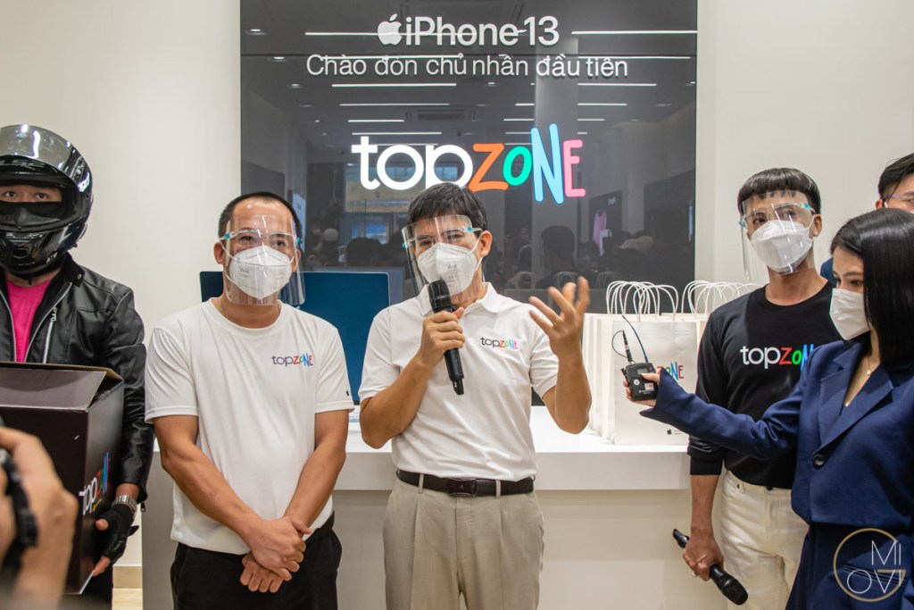topzone-khai-truong-aar-apple-iphone-13-migovi-1
