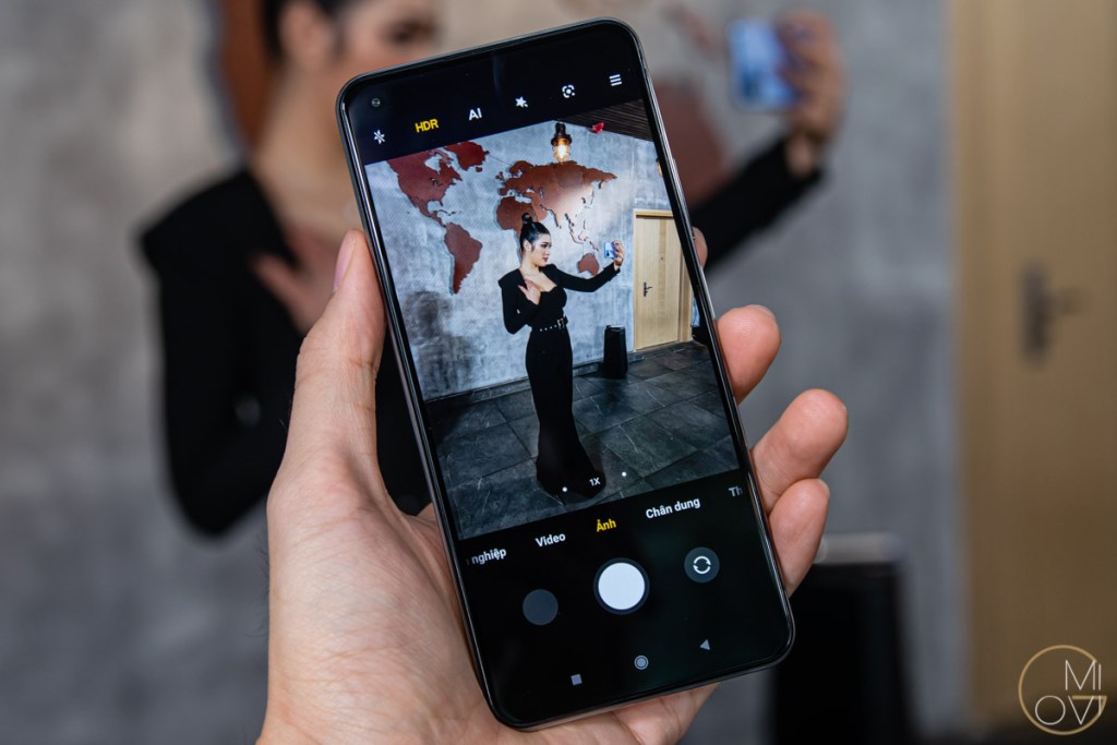 xiaomi-11-lite-5g-ne-swarovski-hands-on-migovi-12