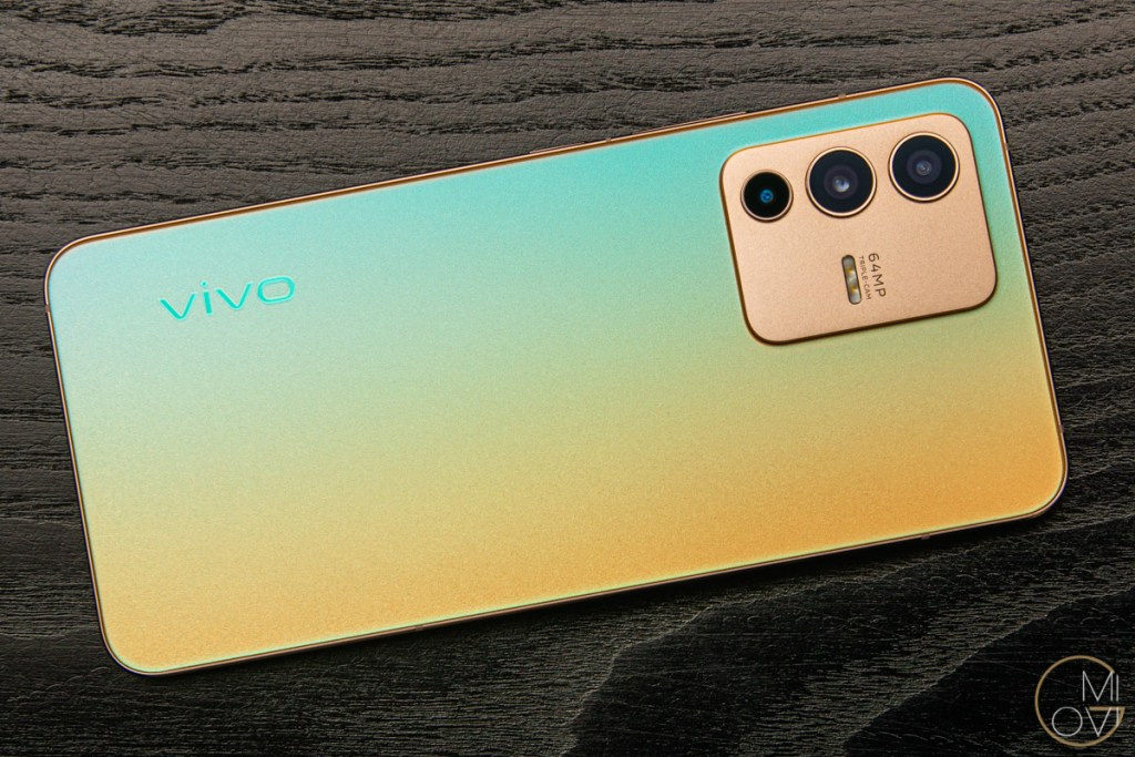 hands-on-vivo-v23-5g-review-gia-12990000-migovi-6
