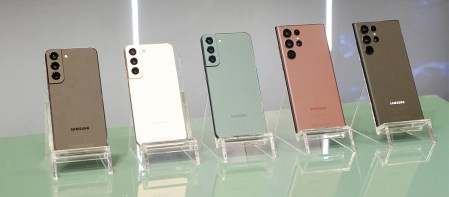 featured-dat-truoc-galaxy-s22-ultra-fpt-shop-uu-dai-8-trieu-migovi