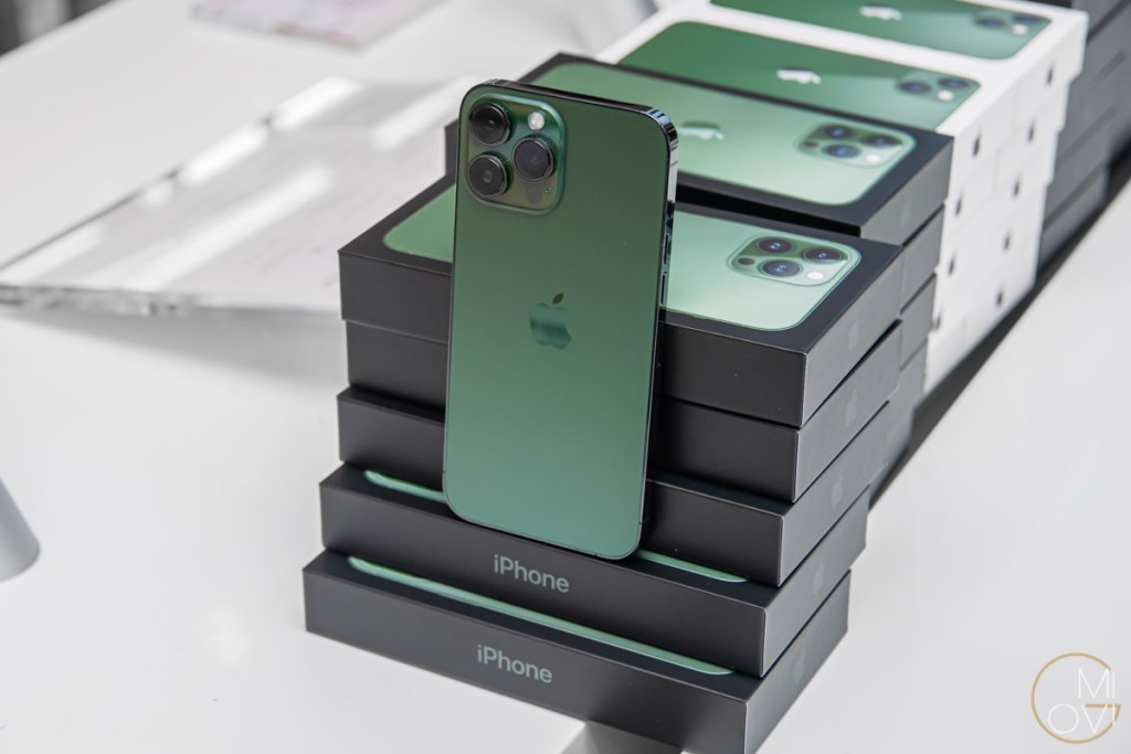 fpt-shop-iphone-13-series-green-xanh-la-migovi-5