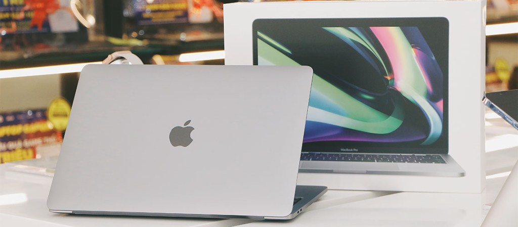 featured-macbook-pro-m2-2022-fpt-shop-gia-35990000-migovi