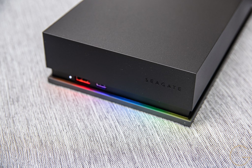 seagate-firecuda-gaming-dock-hub-migovi-14