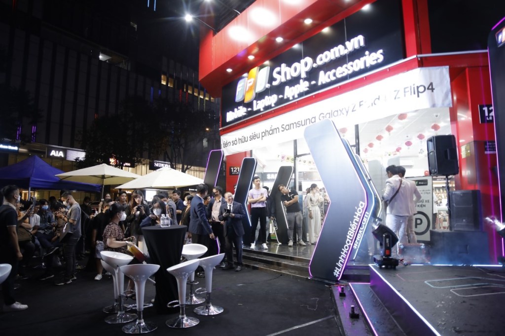 fpt-shop-galaxy-z-fold4-flip4-500-may-1-gio-migovi-7