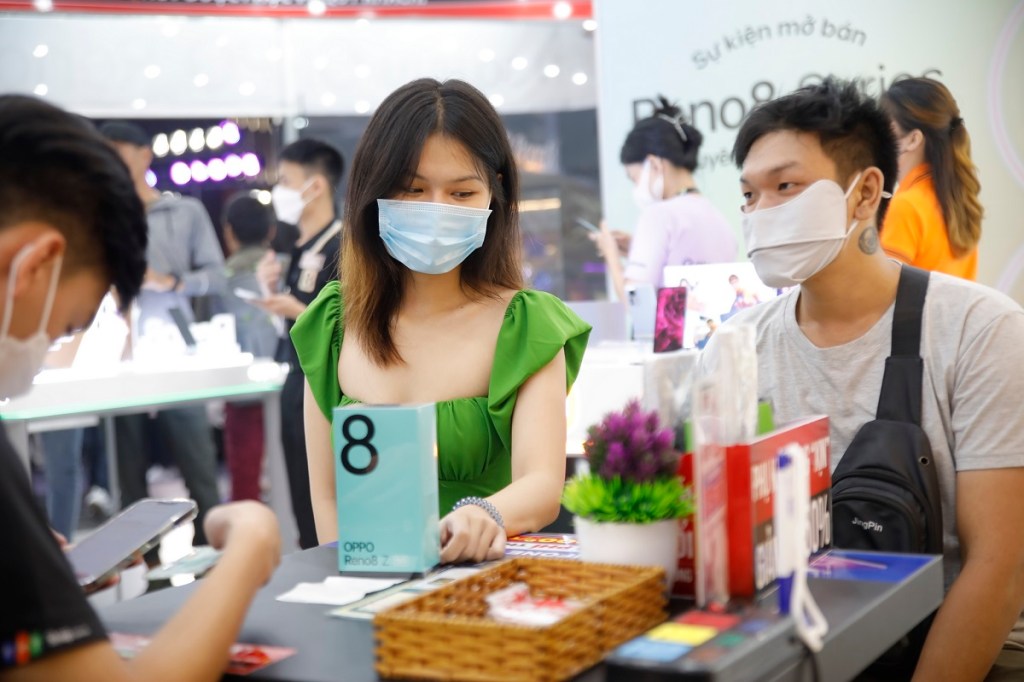 fpt-shop-oppo-reno8-series-mo-ban-migovi-6