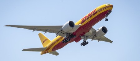 featured-dhl-express-bieu-phi-thuong-nien-2023-viet-nam-migovi
