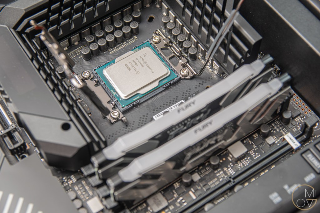 hands-on-intel-raptor-lake-sample-kit-2022-migovi-20