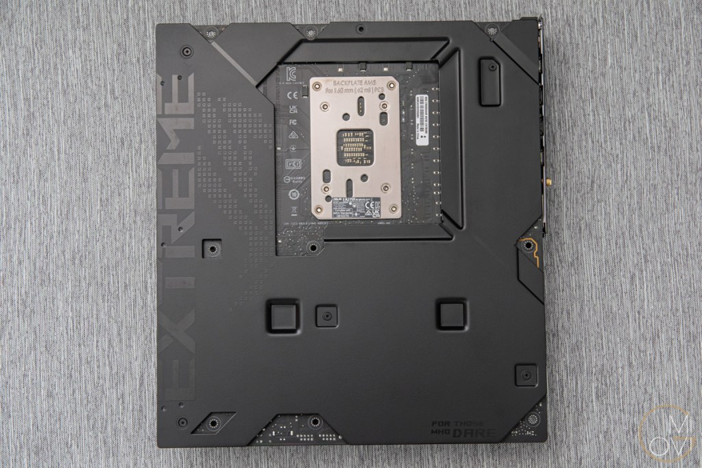 danh-gia-asus-rog-crosshair-x670e-extreme-review-migovi-16