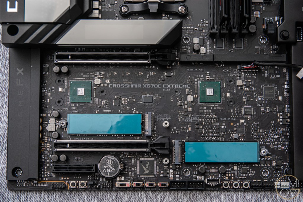 danh-gia-asus-rog-crosshair-x670e-extreme-review-migovi-18