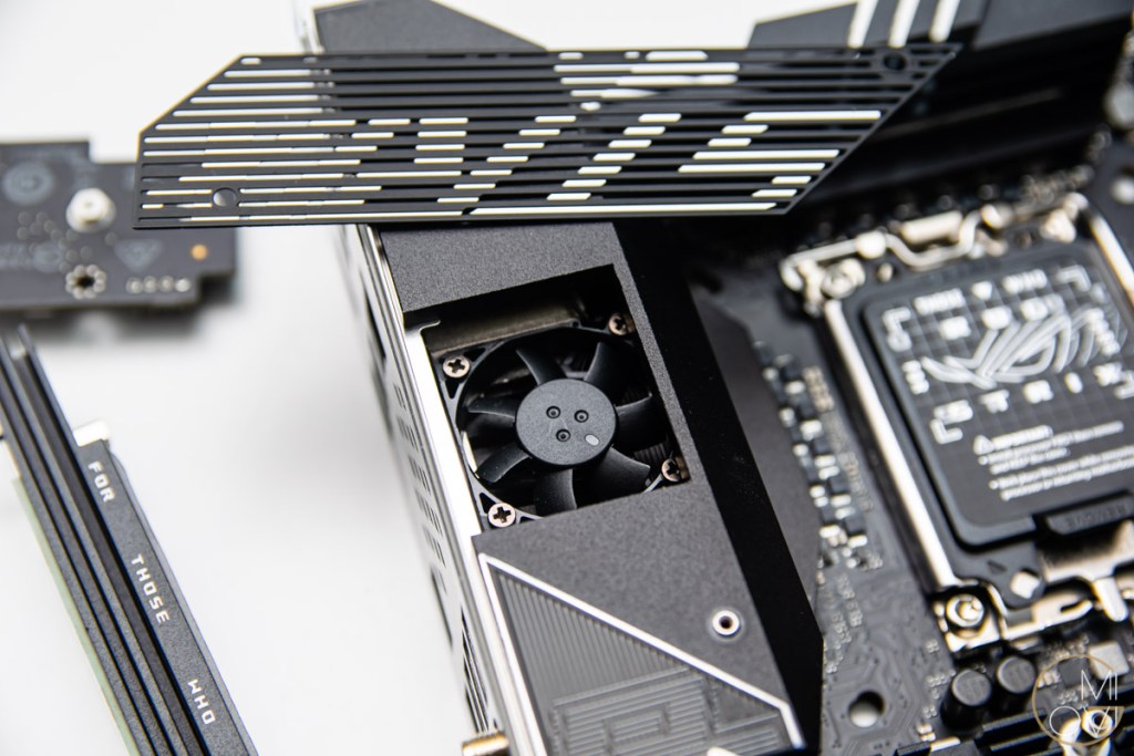 danh-gia-asus-rog-strix-z790-i-gaming-wifi-review-migovi-19