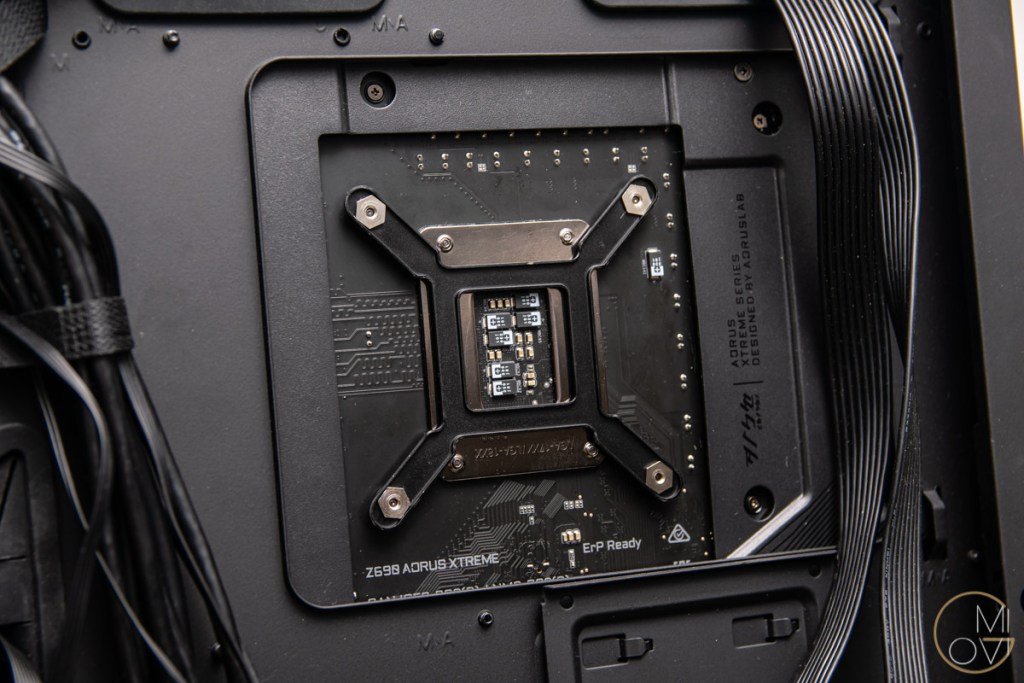 danh-gia-corsair-h150i-elite-lcd-review-migovi-20