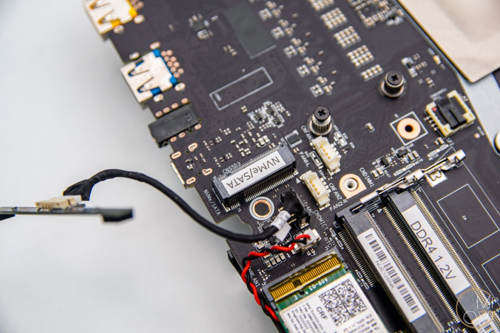 danh-gia-intel-nuc-12-enthusiast-serpent-canyon-review-migovi-32
