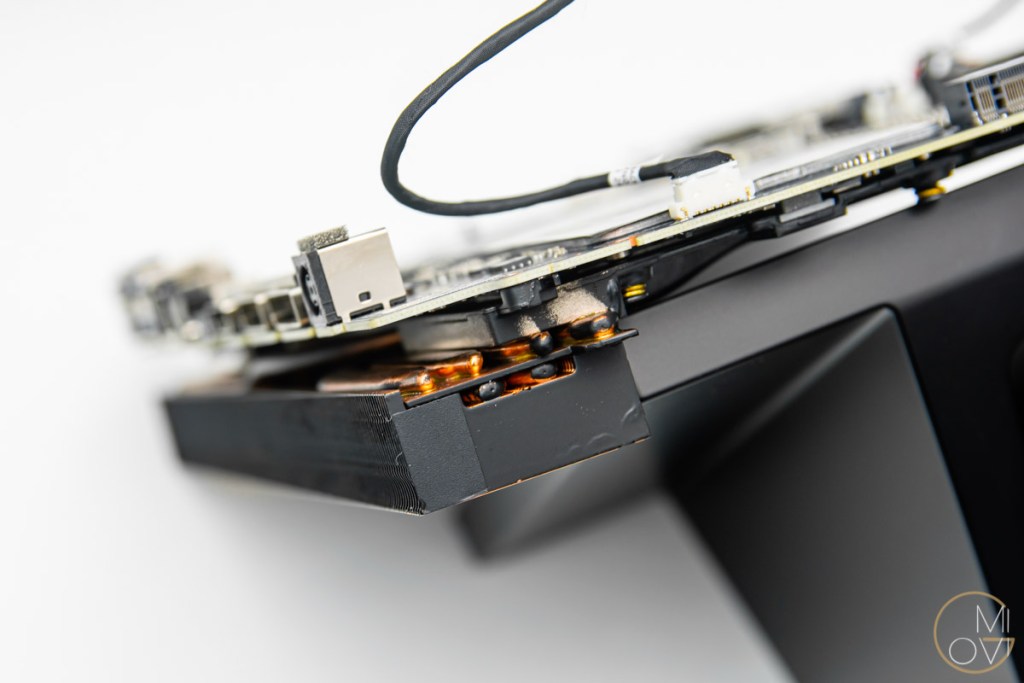 danh-gia-intel-nuc-12-enthusiast-serpent-canyon-review-migovi-45