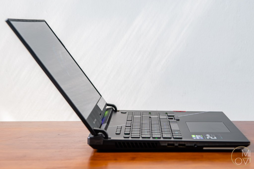 danh-gia-asus-rog-strix-scar-17-se-g733c-review-migovi-24