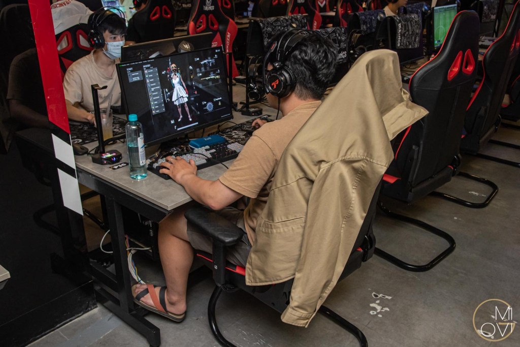 intel-premium-icafe-vikings-esports-arena-migovi-3