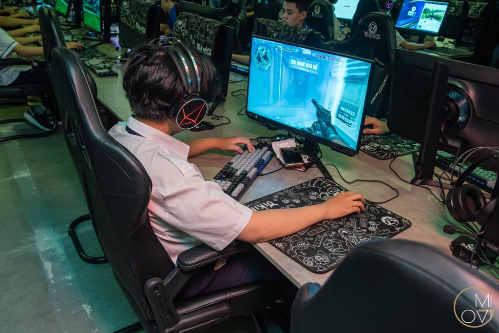 intel-premium-icafe-vikings-esports-arena-migovi-4