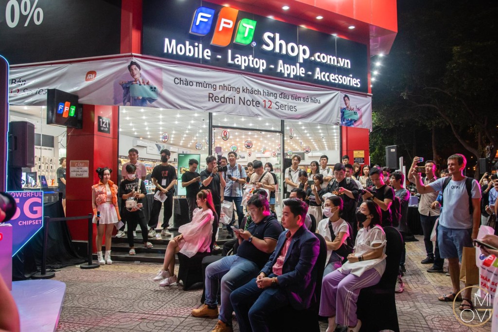 fpt-shop-redmi-note-12-series-migovi-8