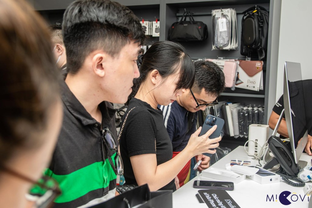 fpt-shop-mo-ban-iphone-15-series-migovi-20