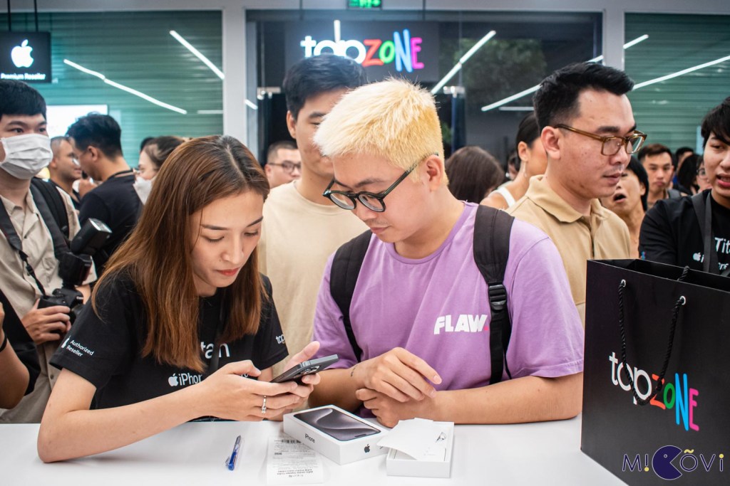 topzone-tgdd-mo-ban-iphone-15-series-migovi-14