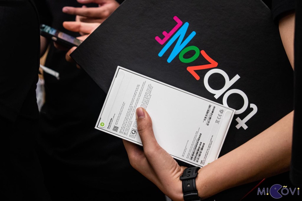 topzone-tgdd-mo-ban-iphone-15-series-migovi-19