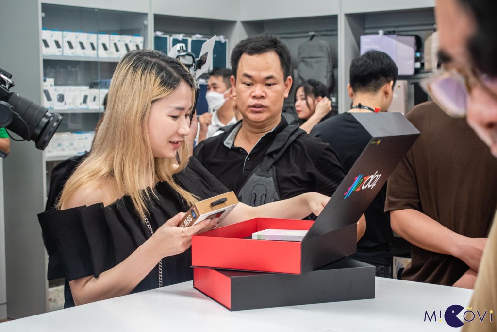 topzone-tgdd-mo-ban-iphone-15-series-migovi-27