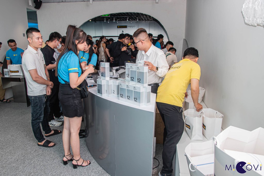 the-gioi-di-dong-oppo-reno12-series-5g-migovi-17