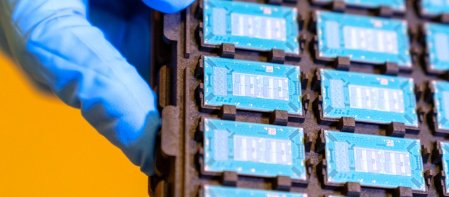 Intel-glass-substrate-1140x500