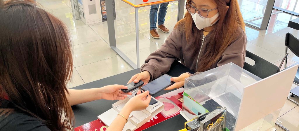 featured-fpt-shop-tat-song-2g-len-doi-4g-migovi