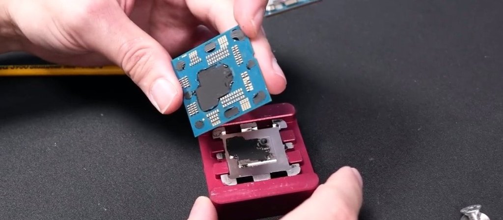 7800X3D real vs. fake 1140x500