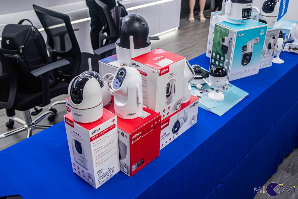 dahua-dual-d1-hero-picoo-wifi-camera-migovi-1