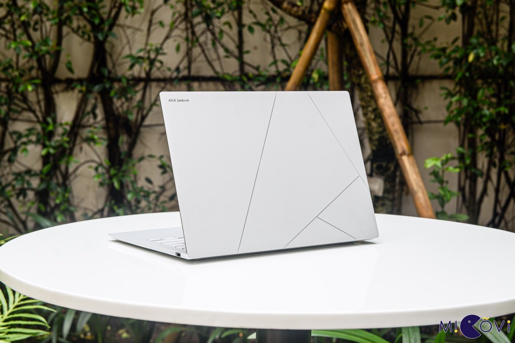 asus-zenbook-s-14-ai-pc-lunar-lake-migovi-14