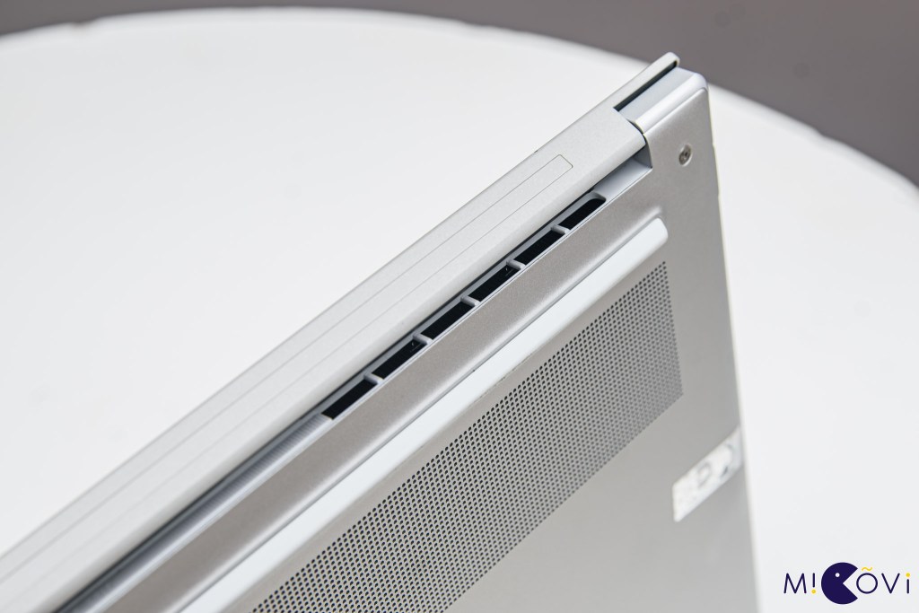 asus-zenbook-s-14-ai-pc-lunar-lake-migovi-9