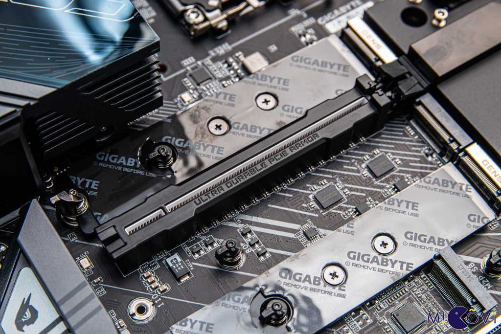 gigabyte-z890-aorus-master-migovi-18