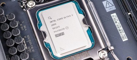 Core Ultra 9 285K in socket 1140x500