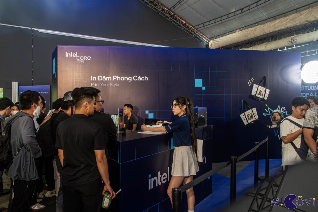 trien-lam-intel-aivolution-2024-migovi-19