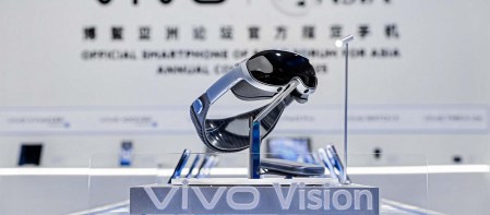 featured-vivo-robotics-lab-vivo-vision-mixed-reality-headset-migovi