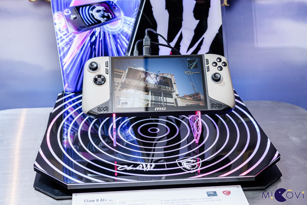 msi-gaming-laptop-rtx-50-series-titan-18-hx-dragon-migovi-1