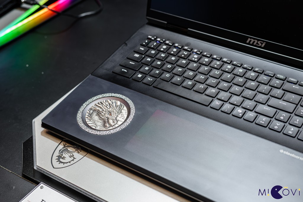 msi-gaming-laptop-rtx-50-series-titan-18-hx-dragon-migovi-10